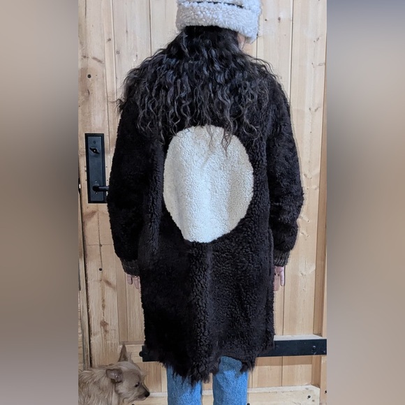 Milena Silvano Brown and Cream Shearling Moon Coat - Picture 2 of 8